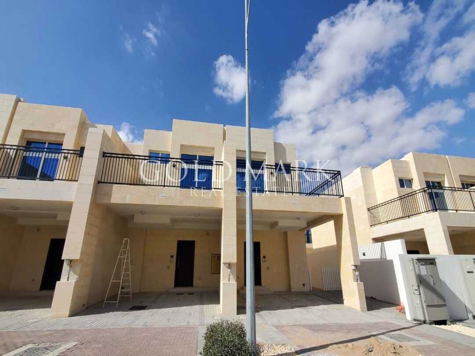 Hajar Stone Villas
