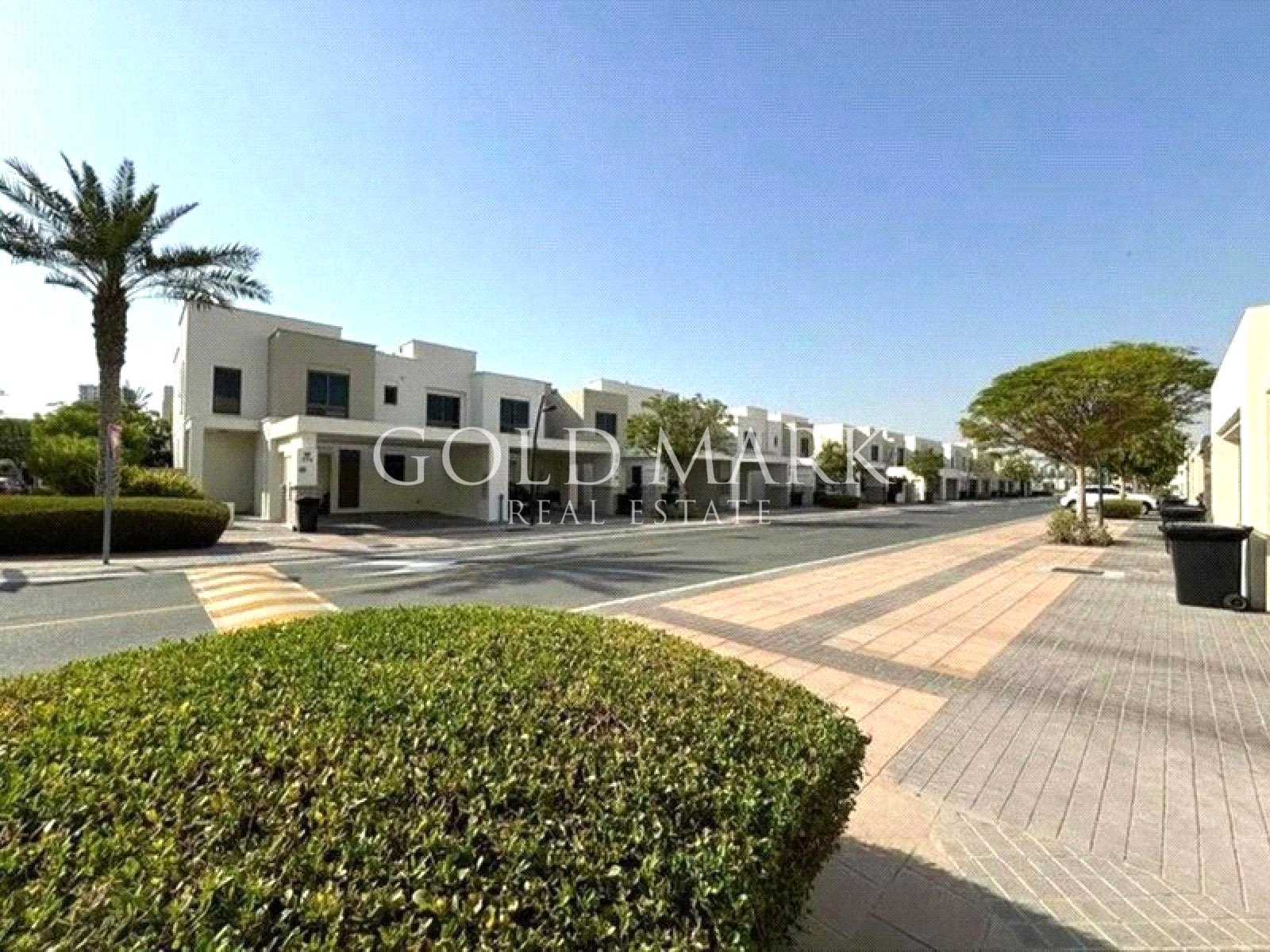 Noor Townhouses