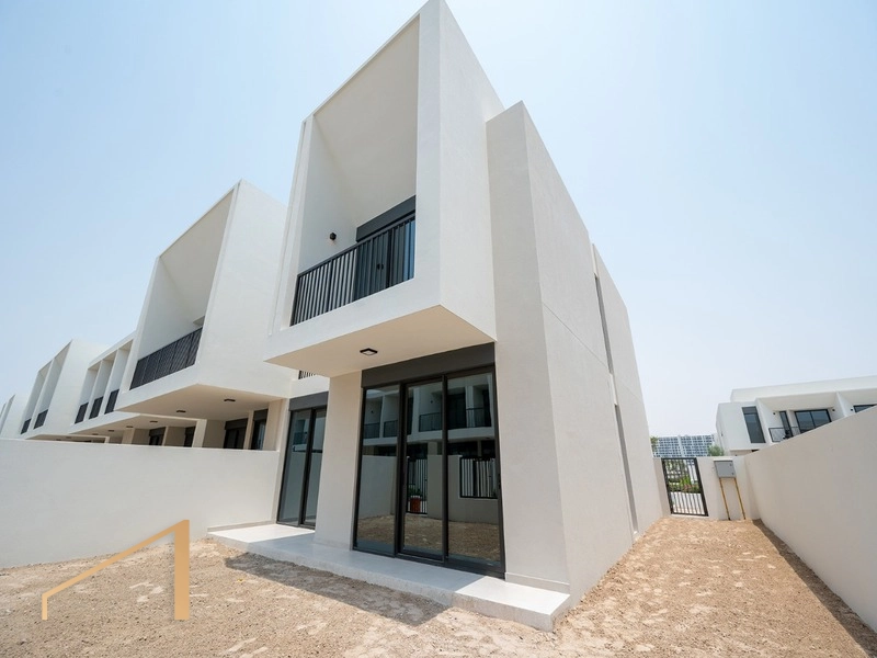 Maha Townhouses