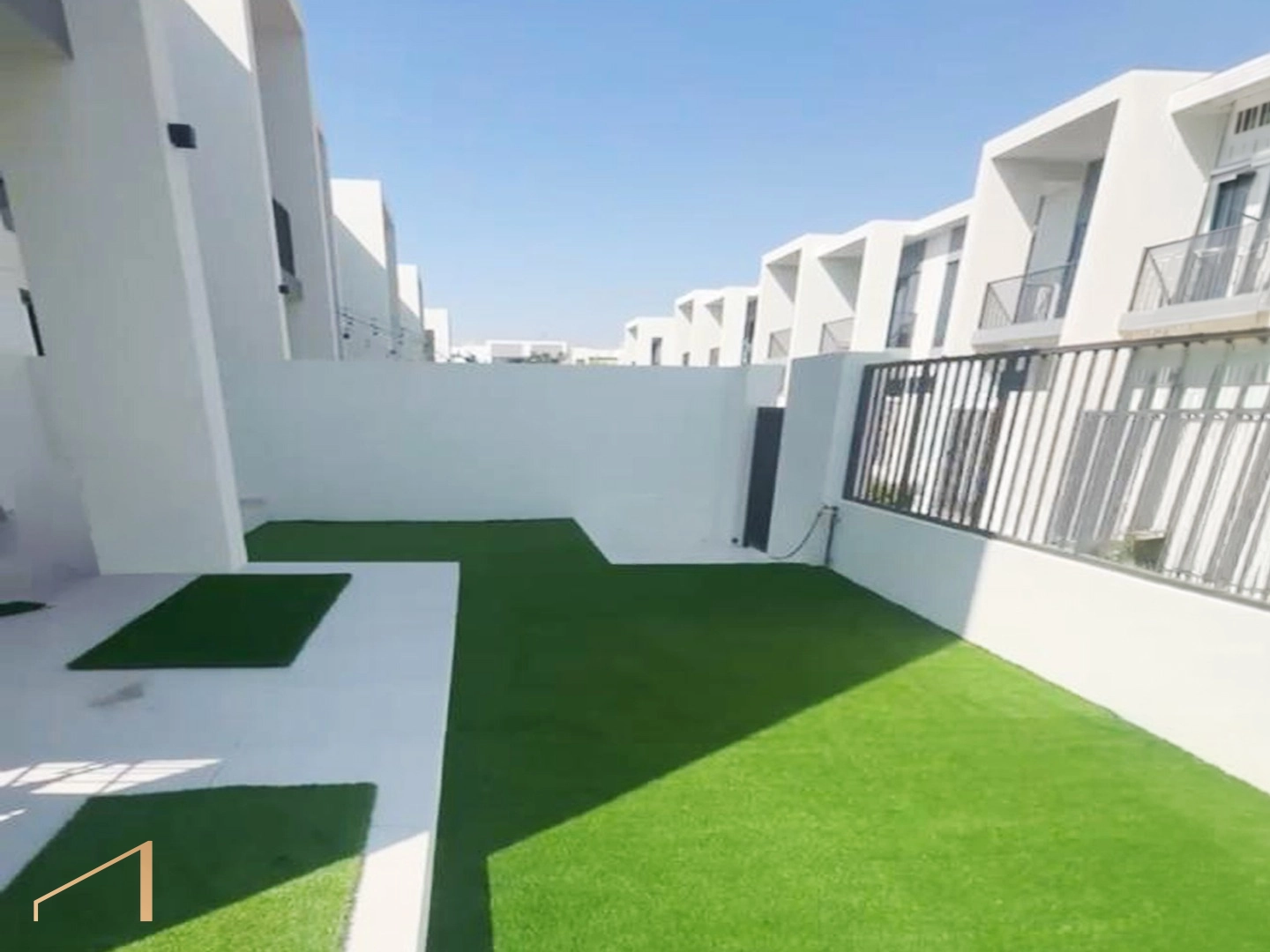 Shams Townhouses