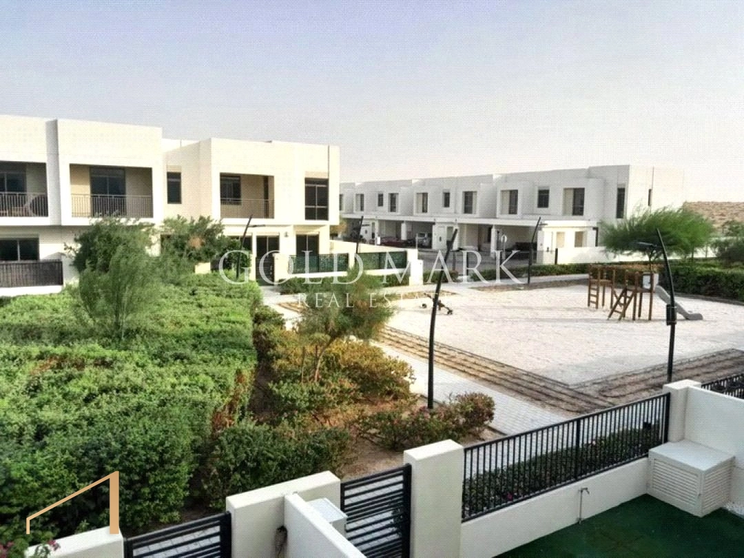 Sama Townhouses